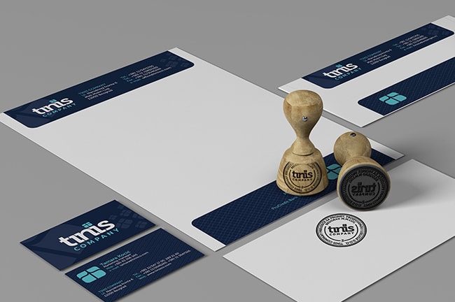 tinis company visuelle identität